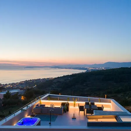 فيلة Luxury Split *
