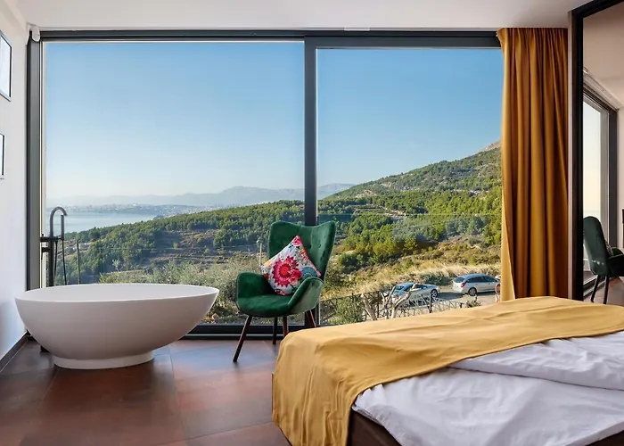 Luxury Split