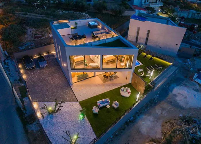 Luxury Split